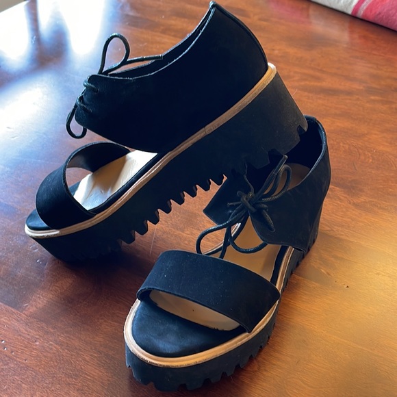 All Black NWOT “flatform” lug wedge sandals. Black Euro size 38 (7 1/2 -… - Picture 1 of 9